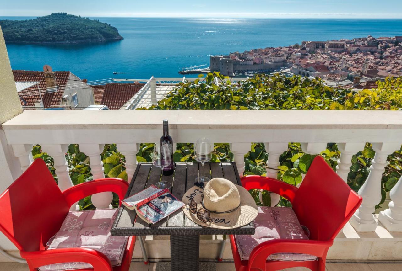 Amazing View And Dragan Apartment *